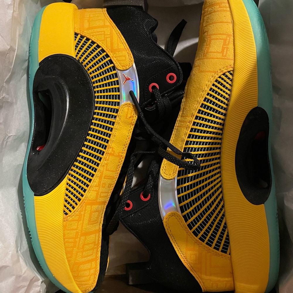 NWT Nike XXXV Dynasties